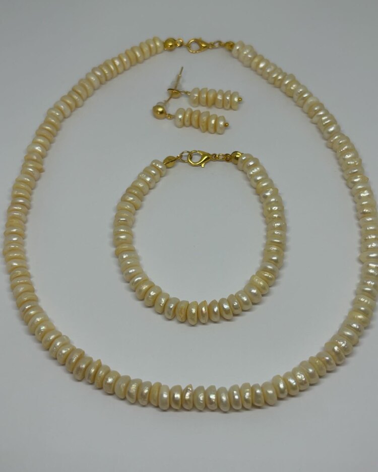 Gerçek inci set