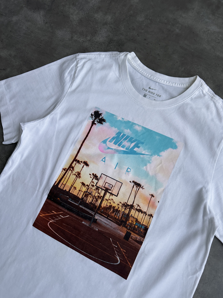 Vintage Nike Beyaz Baskılı T-Shirt (S)