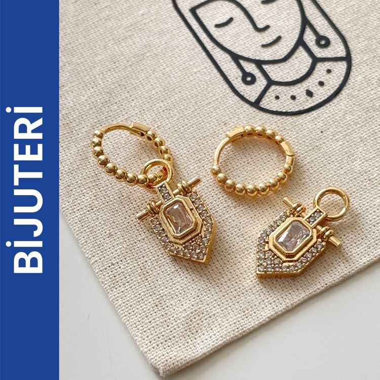 Taşlı Gold Küpe