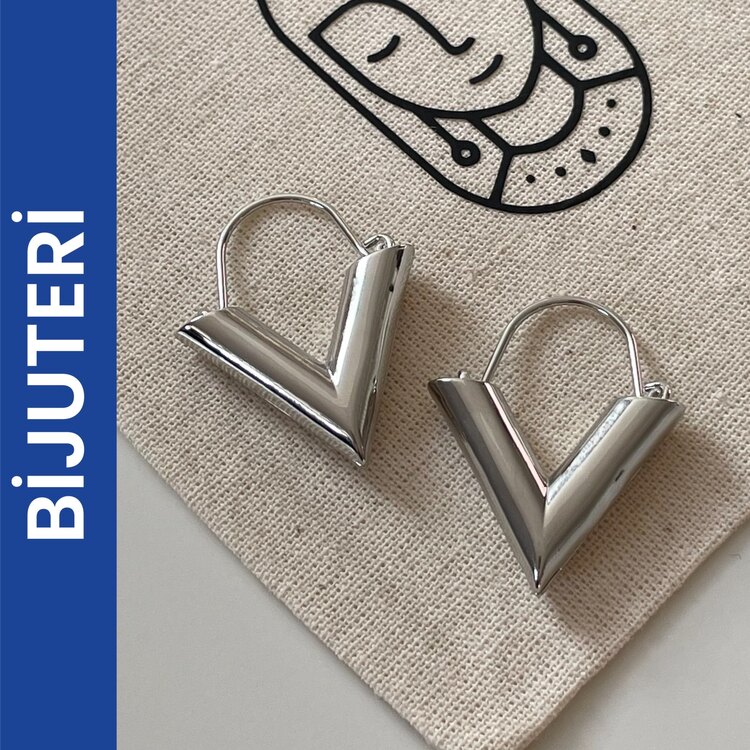 Silver V Küpe