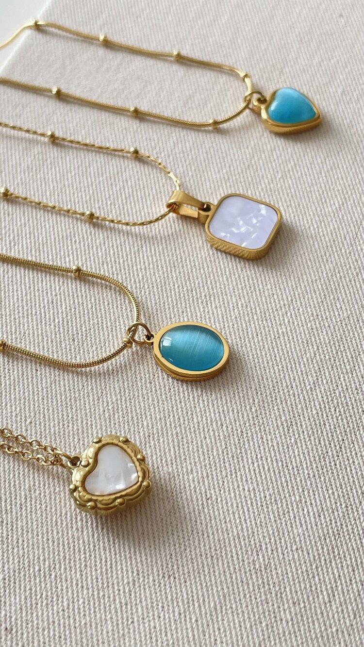 Mavi Taşlı Kalp Minimal Çelik Kolye