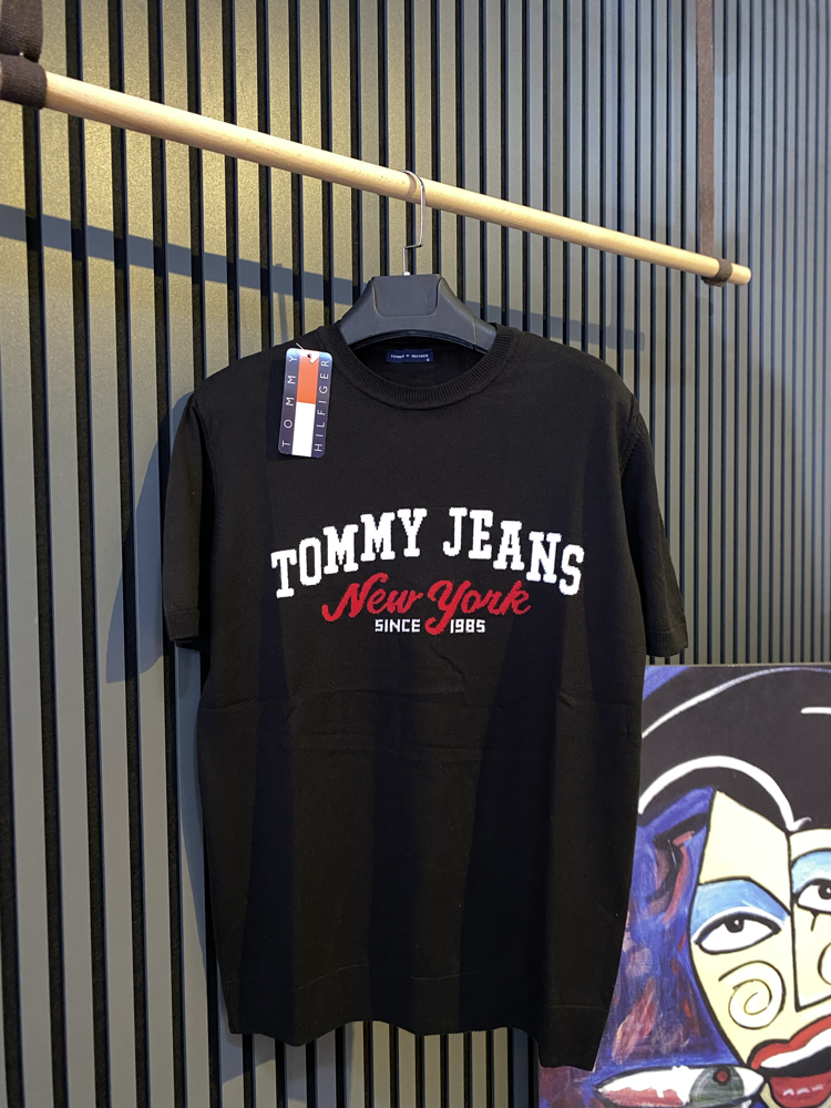 TOMMY HİLFİGER-TRİKO TSHİRT 