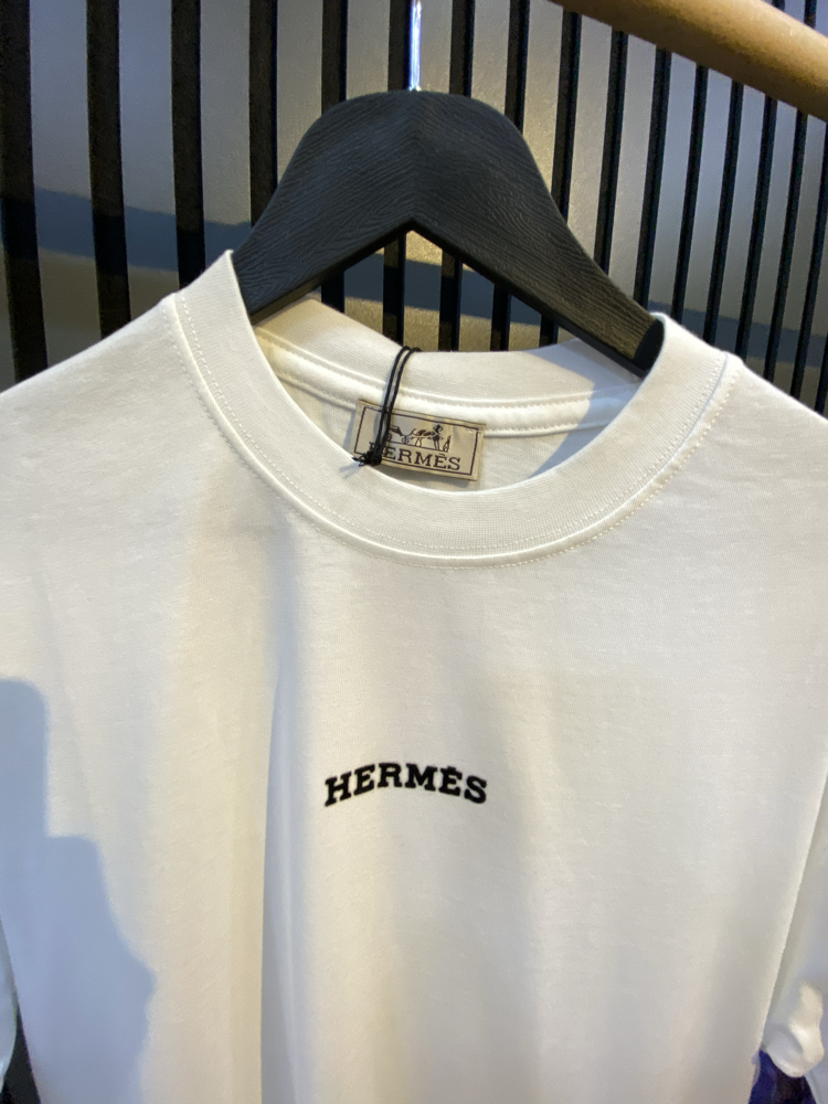 HRMS-AT FİĞÜR SÜET BASKI-TİŞÖRT