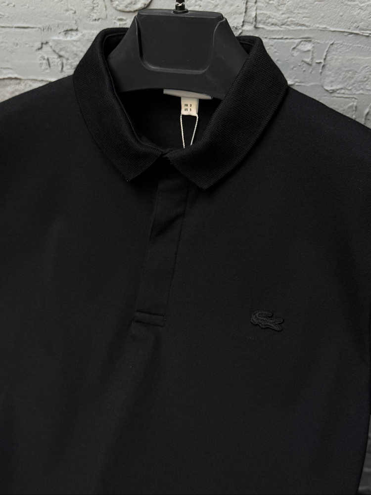 LACOSTE- POLO YAKA