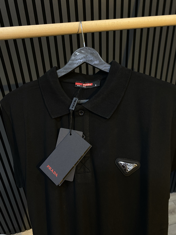 PRADA-POLO YAKA