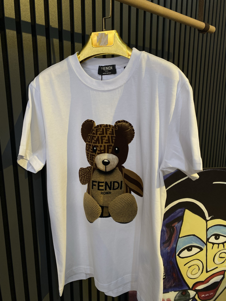 FENDİ-AYICIK SÜET BASKILI TİŞÖRT