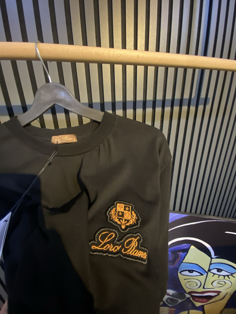 LORO PİANA-LOGO NAKIŞ DETAYLI