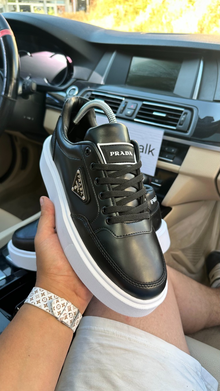 Prada Siyah/Beyaz
