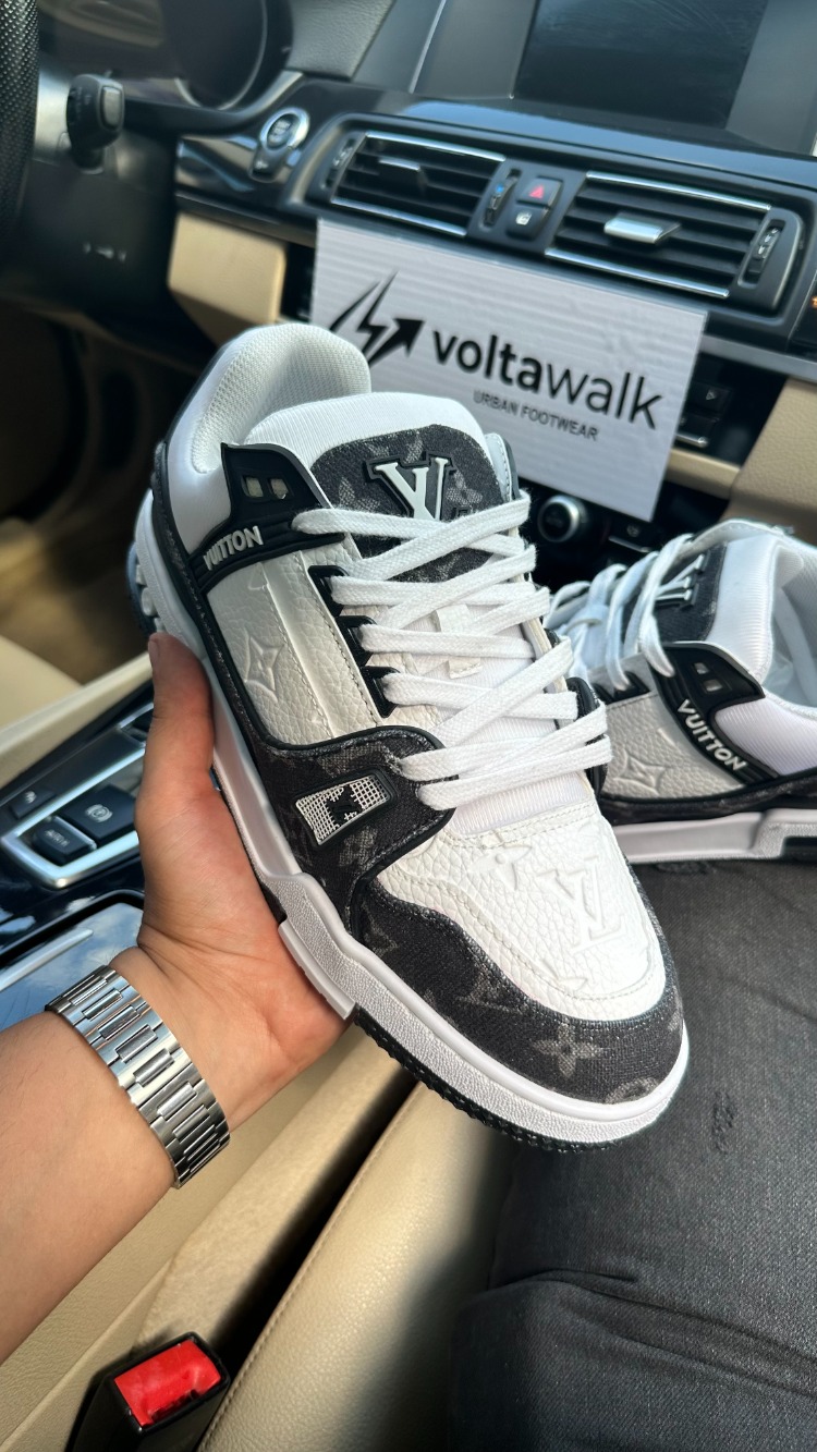 Louis Vuitton Trainer Black Denim