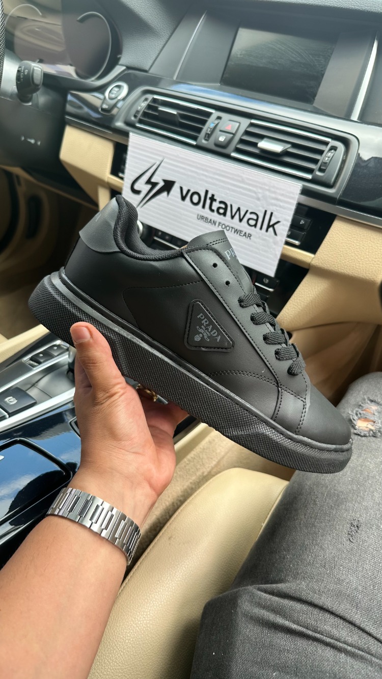 Prada Milano Siyah