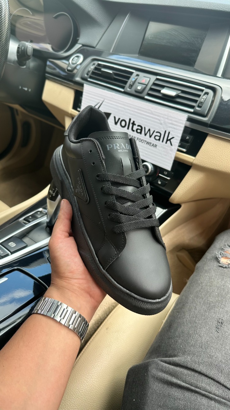 Prada Milano Siyah