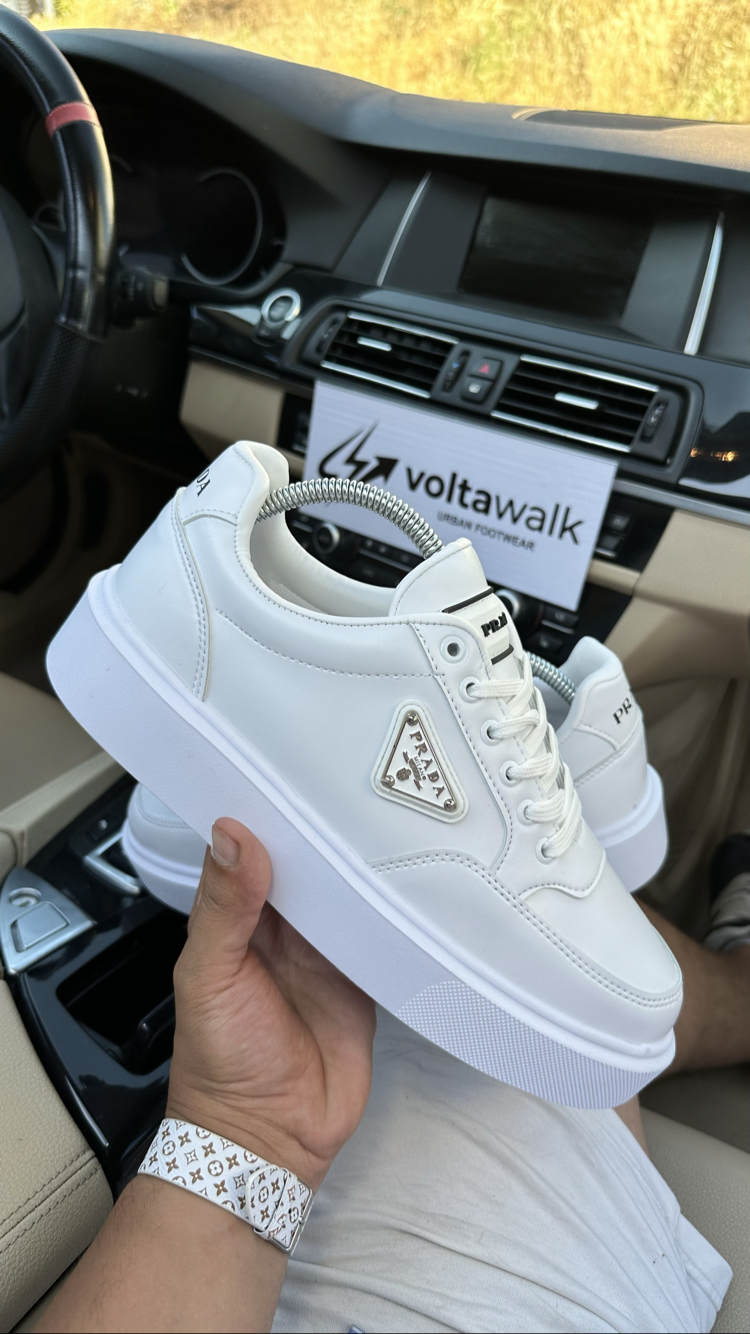 Prada Beyaz