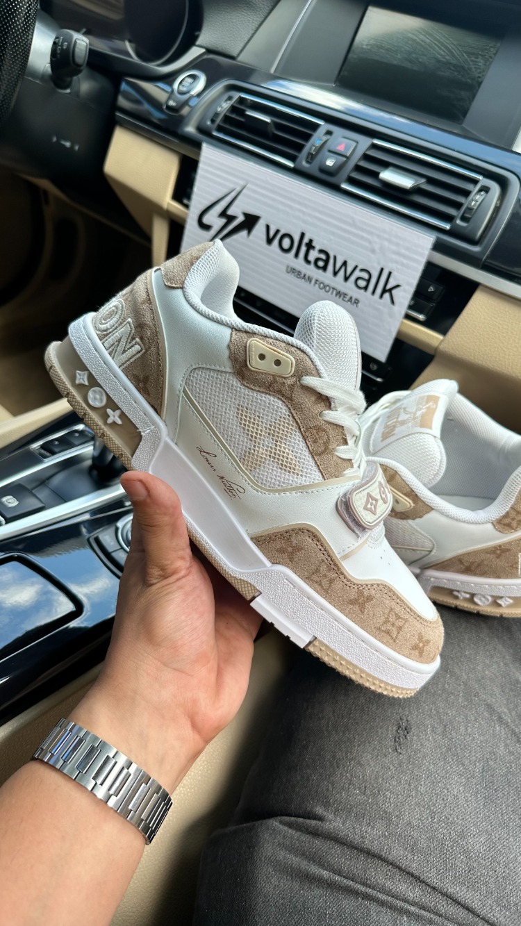 Louis Vuitton Trainer Beige 