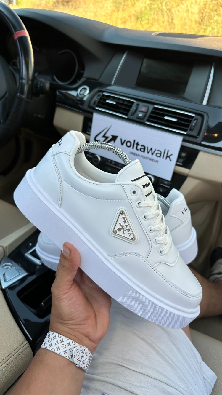 Prada Beyaz