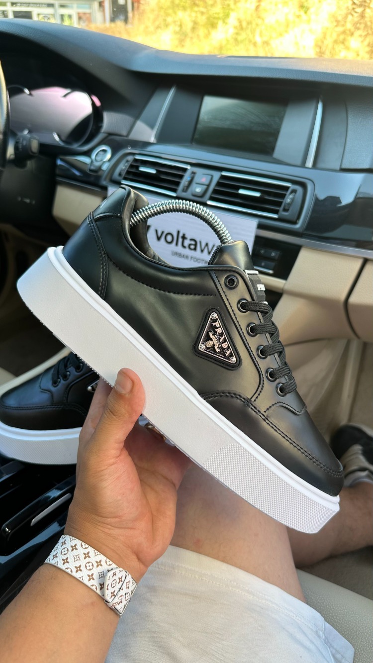 Prada Siyah/Beyaz