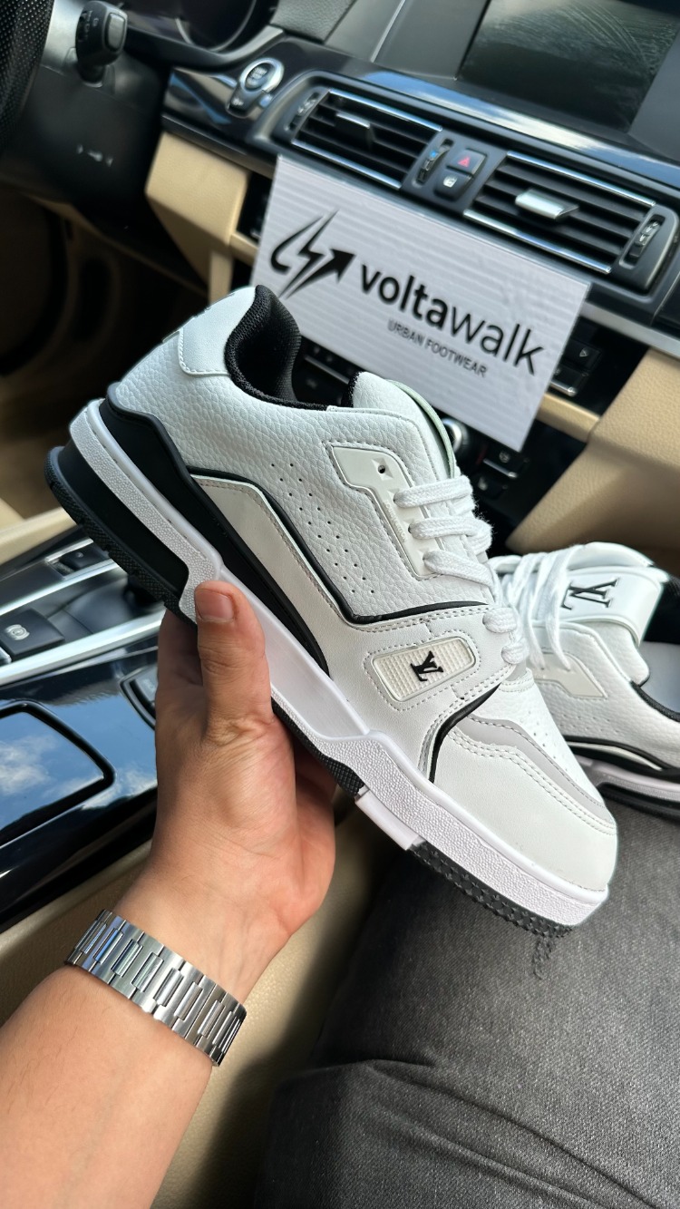 Louis Vuitton Trainer White Black
