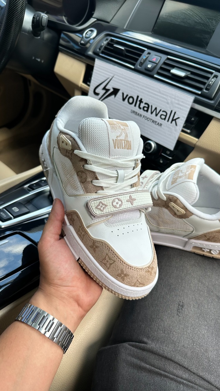 Louis Vuitton Trainer Beige 