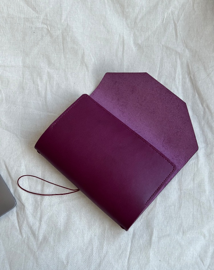 Custom A5 Veg-Tanned Trifold Leather Journal