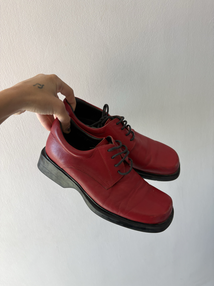 Vintage leather beta shoes
