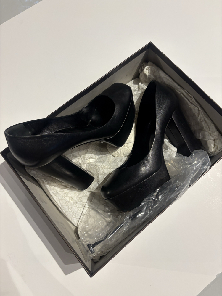 Gucci heels