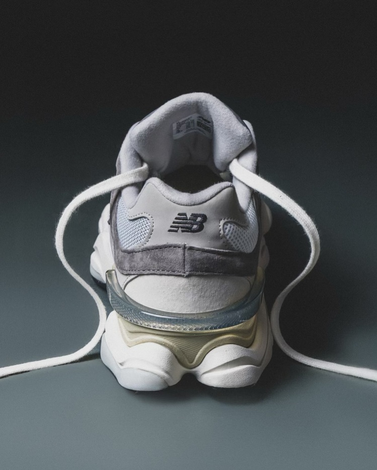 New Balance  9060 Rain Cloud