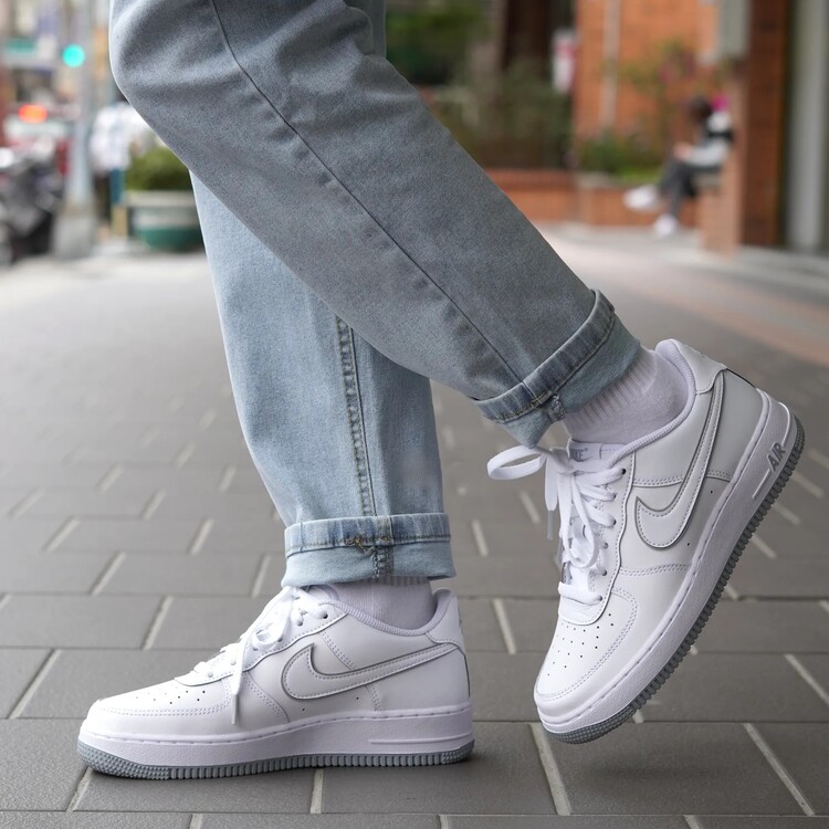 Nike Air Force 1 Low 'White Wolf Grey'