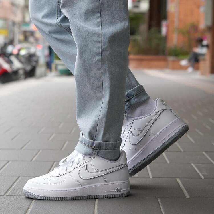 Nike Air Force 1 Low 'White Wolf Grey'