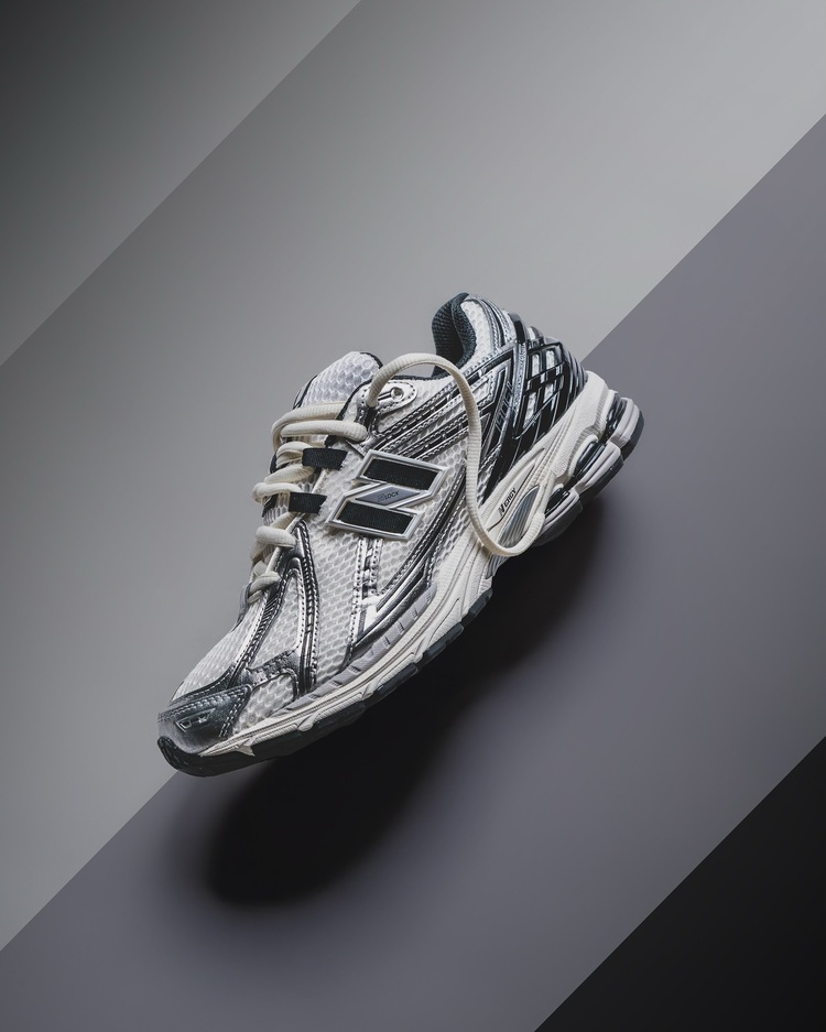 New Balance 1906R Silver Metallic Black M1906RER