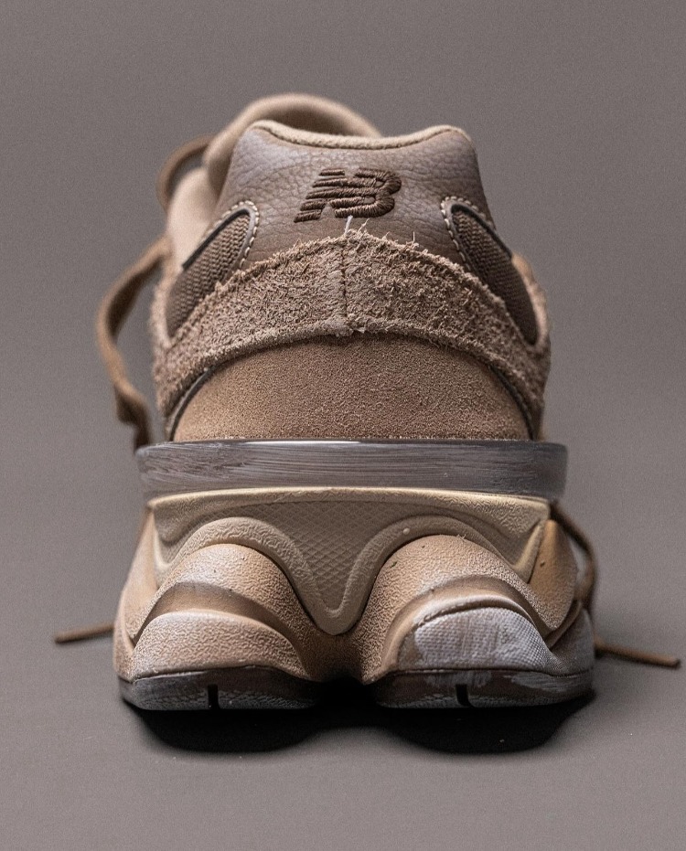 New Balance 9060 “ Mushroom V2 “