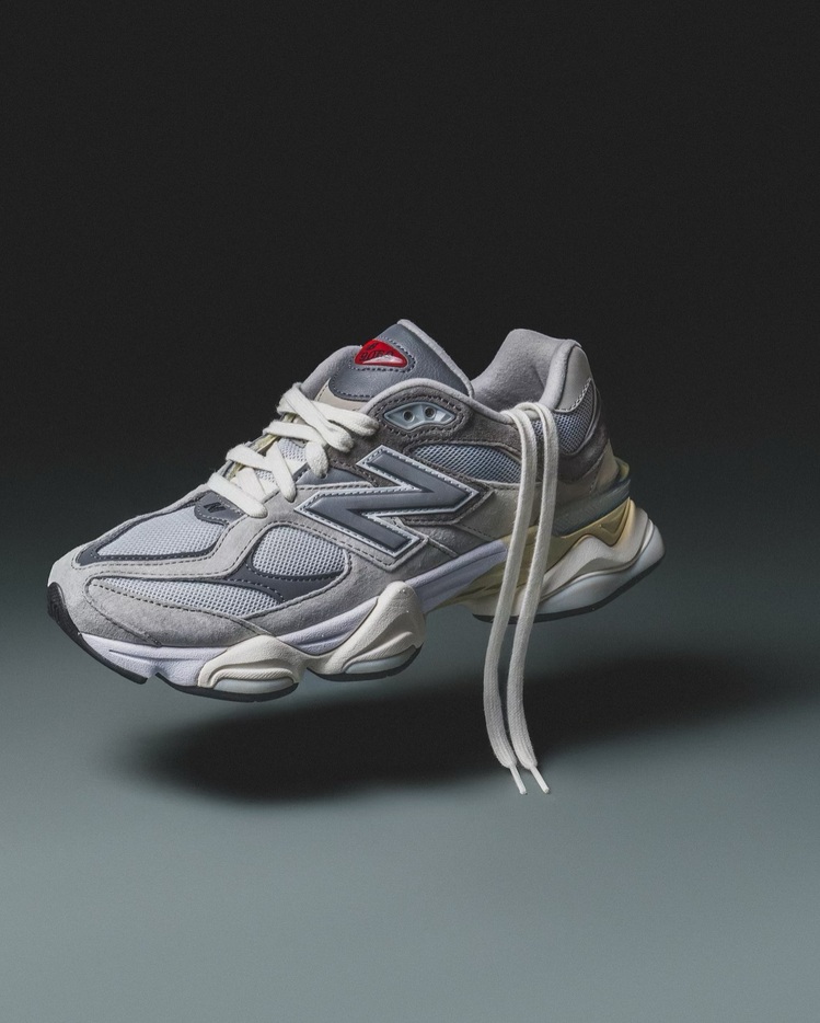 New Balance  9060 Rain Cloud