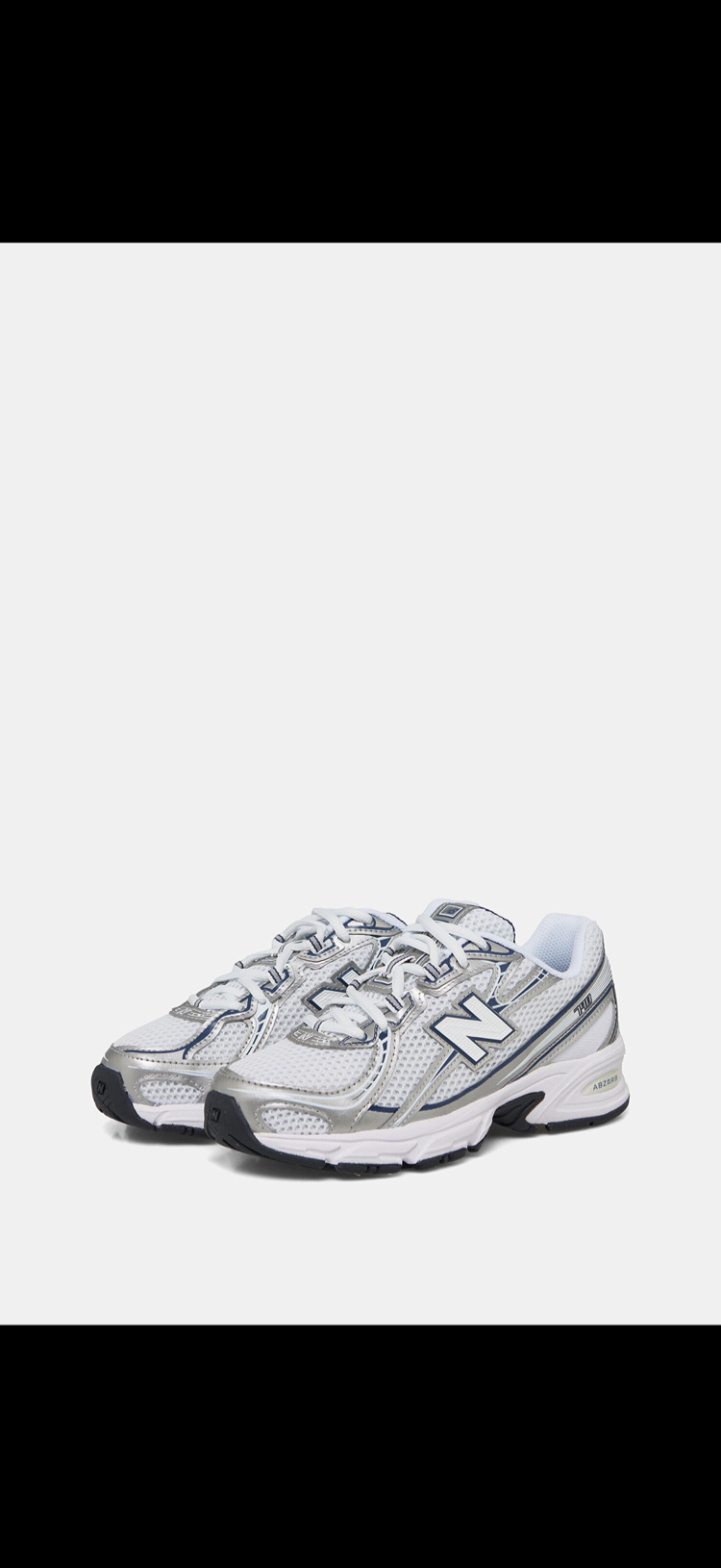 New Balance 740 White