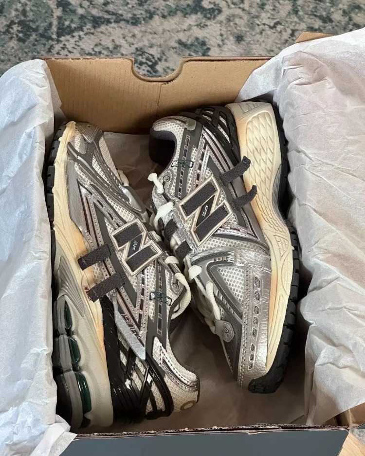 New Balance 1906A Tech Explosion
