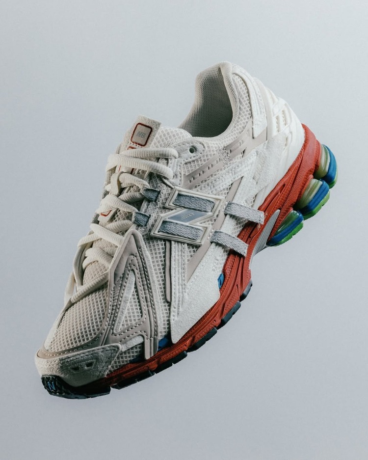 New Balance 1906A Sea Salt Astro