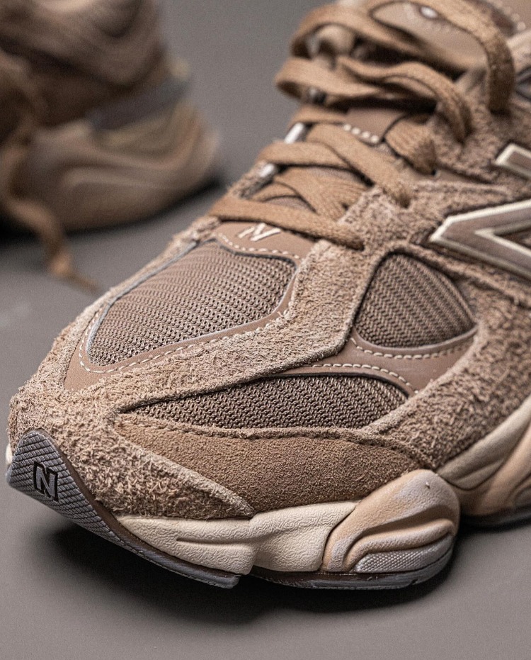New Balance 9060 “ Mushroom V2 “