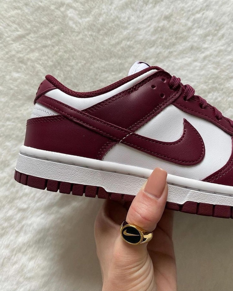 Nike Dunk Low Bordeaux