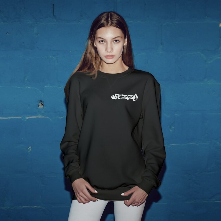Wezzy Basic Sweatshirt