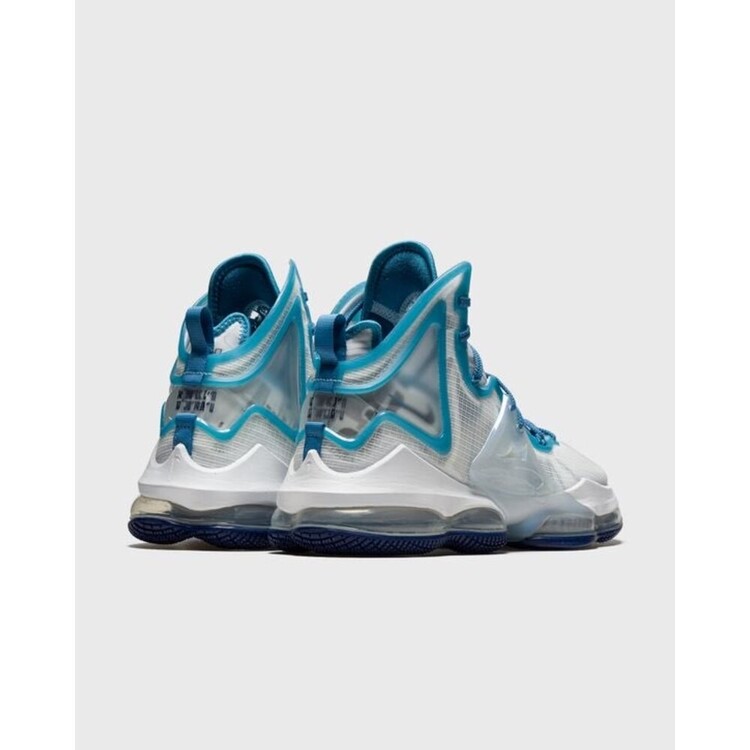 Nike LeBron 19 “Space Jam”