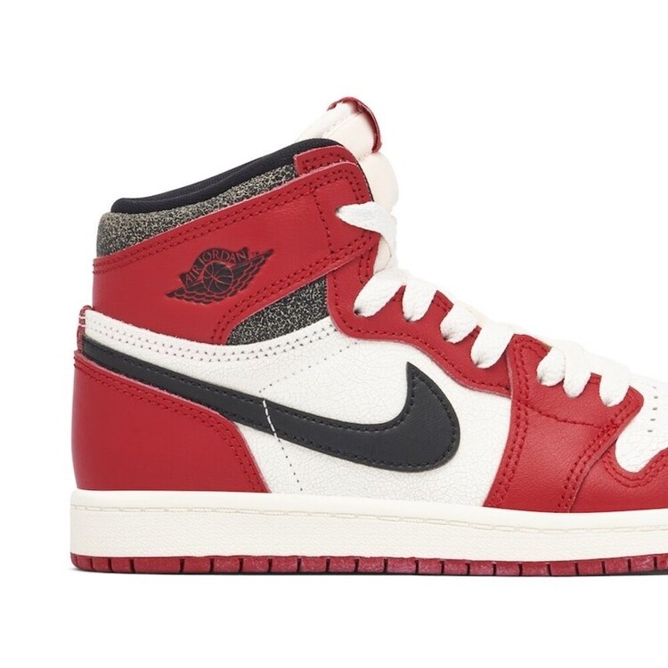 Air Jordan 1 Retro High OG ‘Chicago Lost & Found’