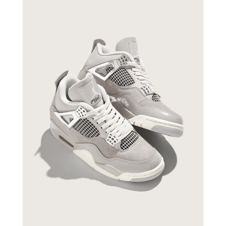 AİR JORDAN 4 RETRO FROZEN MOMENTS