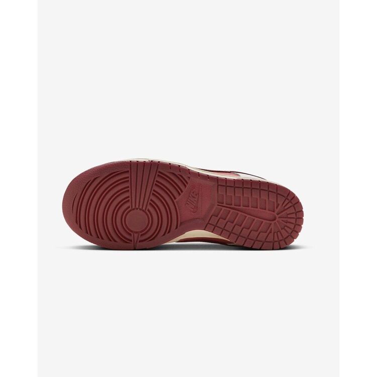 Nike Dunk Low Valentine's Day 2024 Alternate