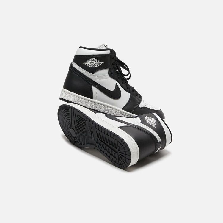 Air Jordan 1 High '85 Black White