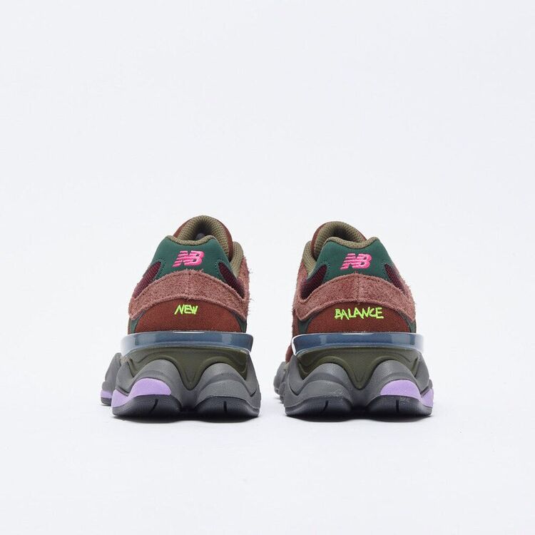 NEW BALANCE 9060 RICH OAK BURGUNDY