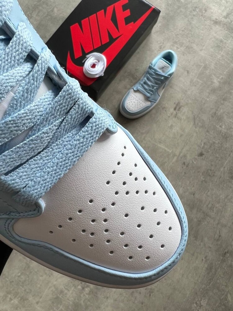 Air Jordan 1 Low Aluminum