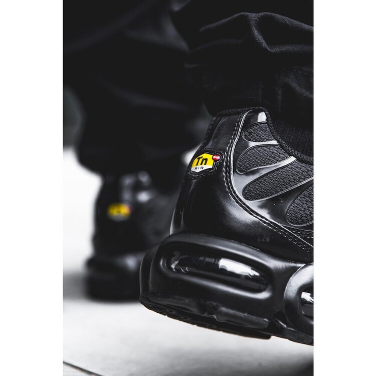 Air Max Plus TN “Triple Black”