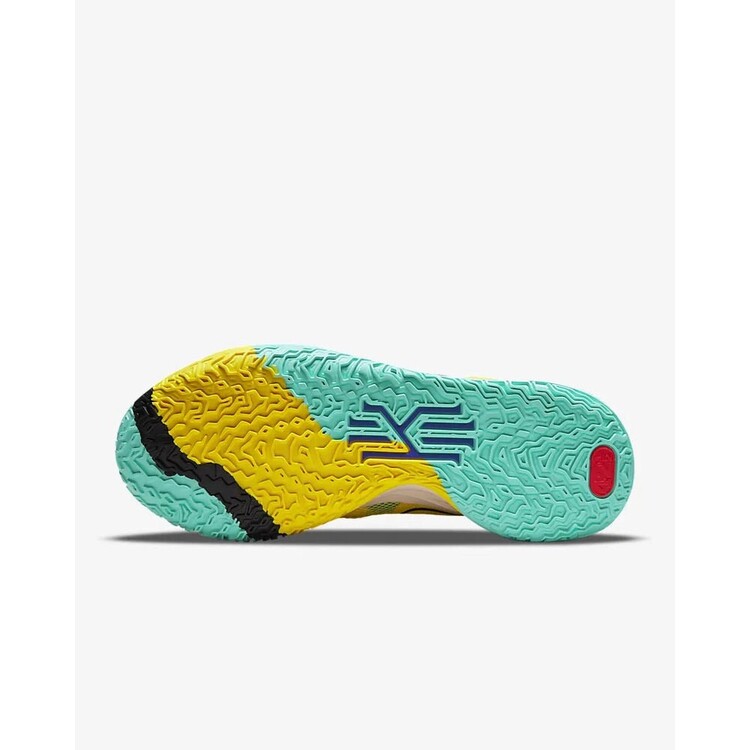 Nike Kyrie 7