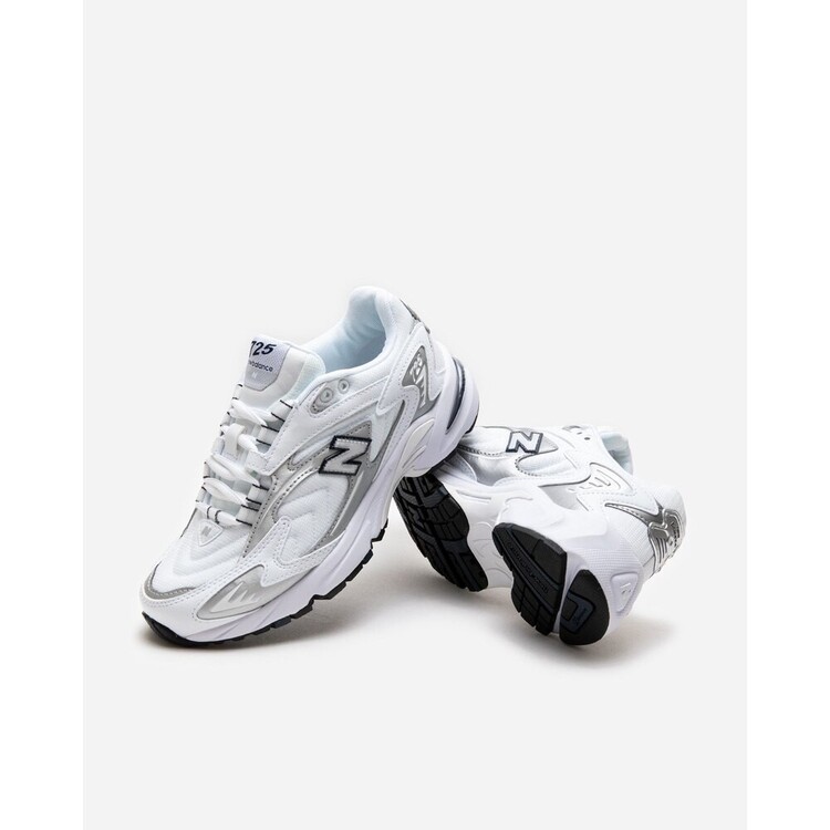 New Balance 725 White Silver