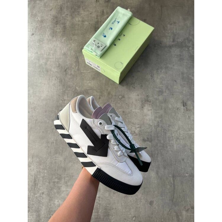 Off White