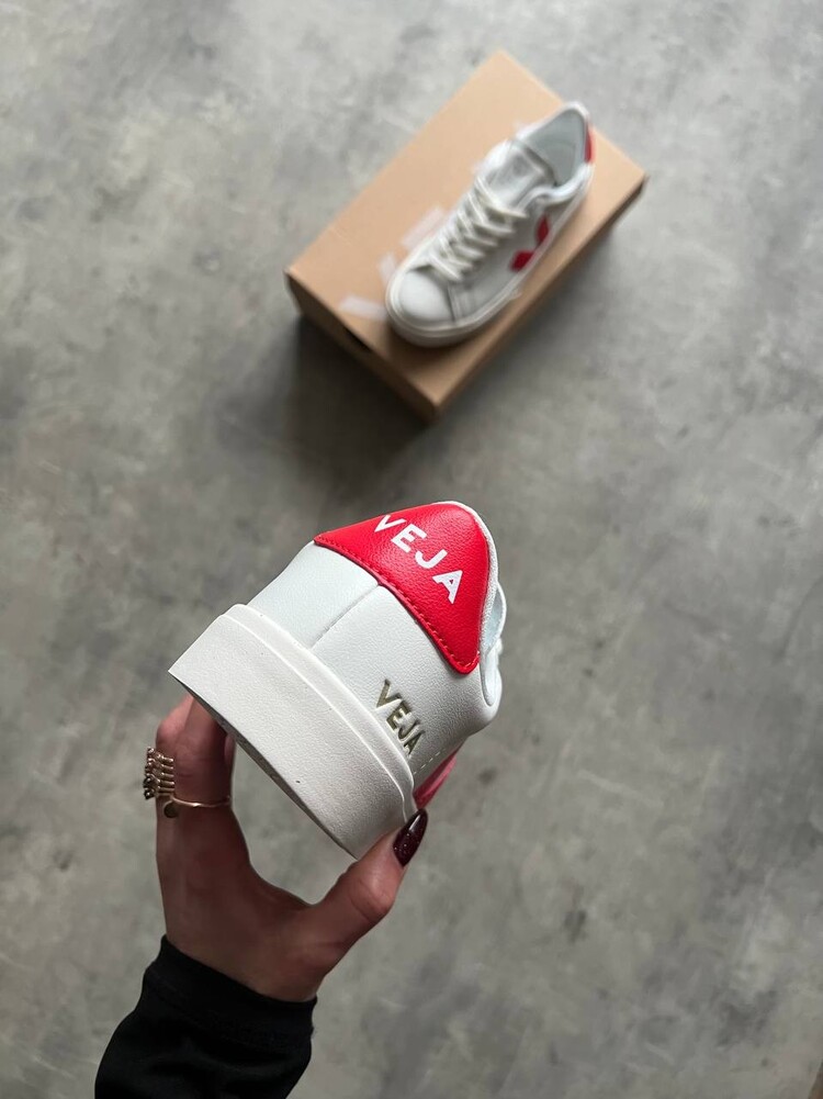 VEJA Campo Red