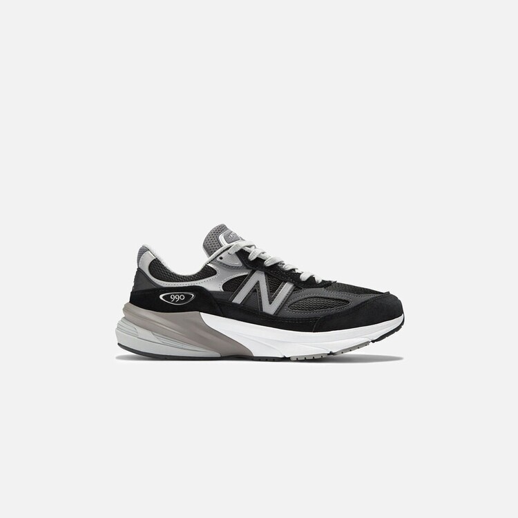 New Balance 990 V6 Black