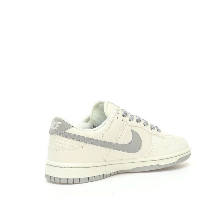 Supreme x Nike By You SB Dunk Low Retro SP
